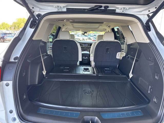 Used 2024 Buick Enclave Essence w/ Experience Buick Package FWD image 23