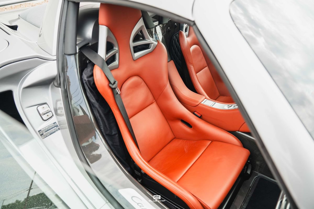 Used 2004 Porsche Carrera GT RWD image 36