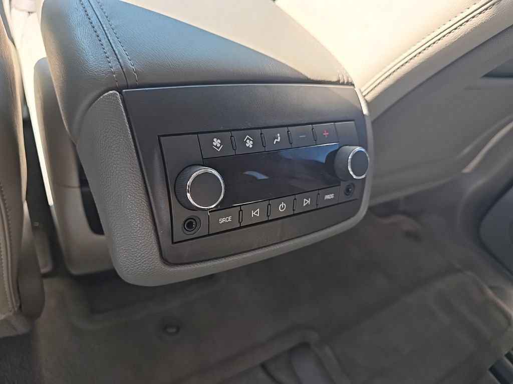 Used 2016 GMC Acadia SLT AWD/4WD image 12