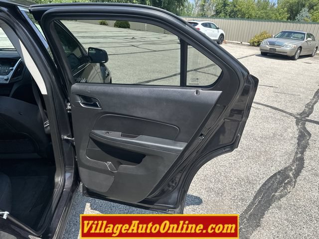 Used 2015 Chevrolet Equinox LT w/ Driver Convenience Package AWD/4WD image 28