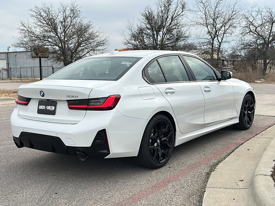 New 2026 BMW 330i Sedan w/ M Sport Package image 8