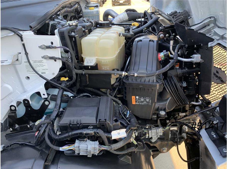 Used 2021 Ford F650 2WD Crew Cab Super Duty image 17