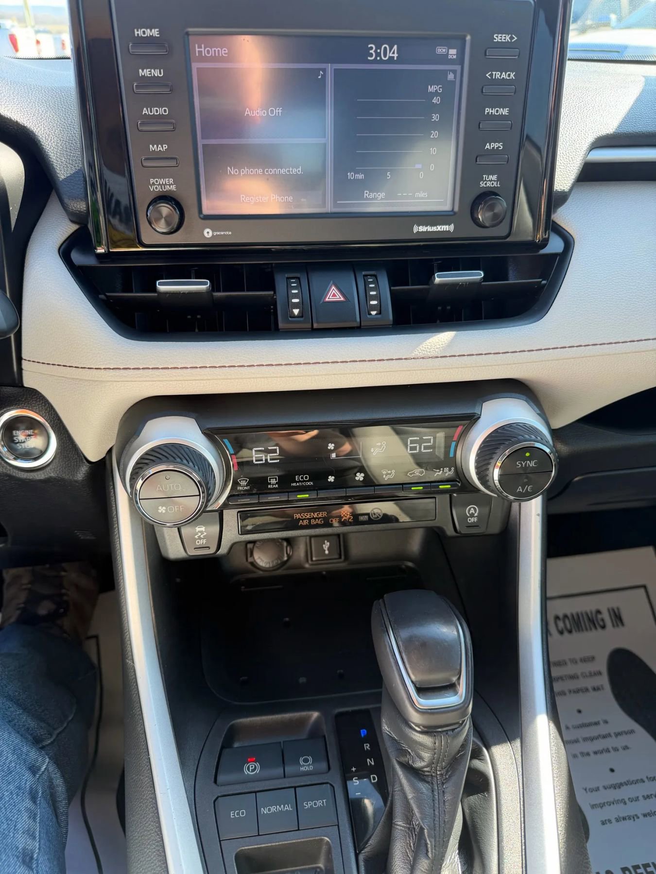 Used 2021 Toyota RAV4 XLE Premium FWD image 9