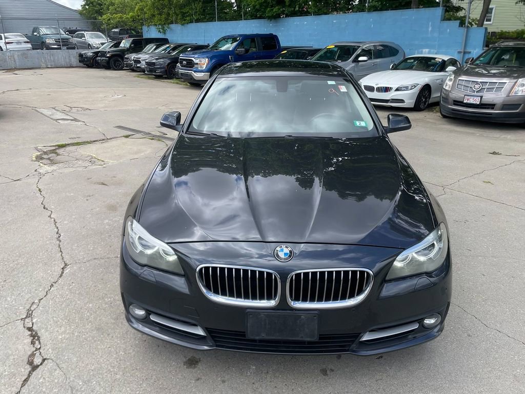 Used 2015 BMW 528i xDrive Sedan AWD/4WD image 3