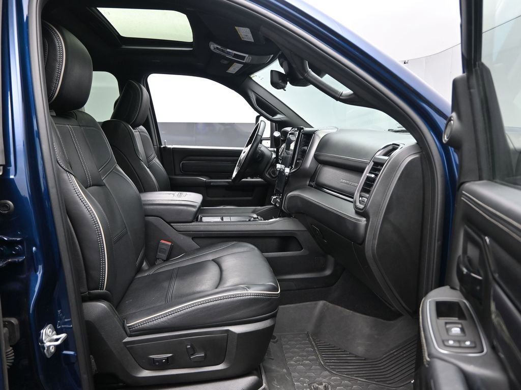 Used 2024 RAM 2500 Limited image 32