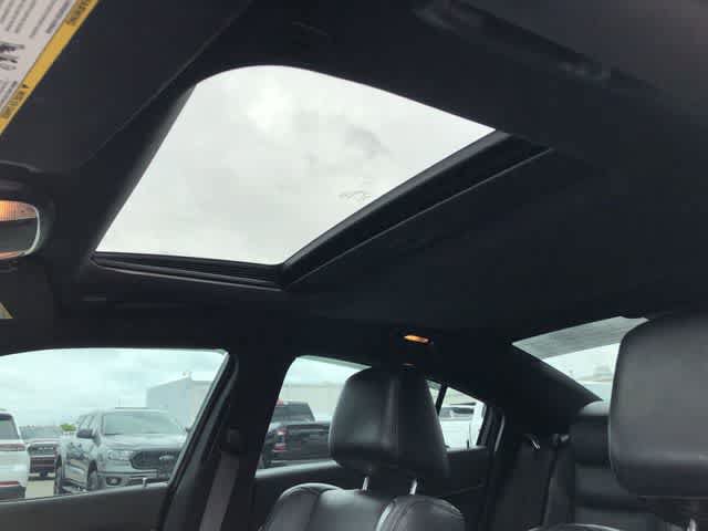 Used 2021 Dodge Charger SXT w/ Leather Interior Group RWD image 12
