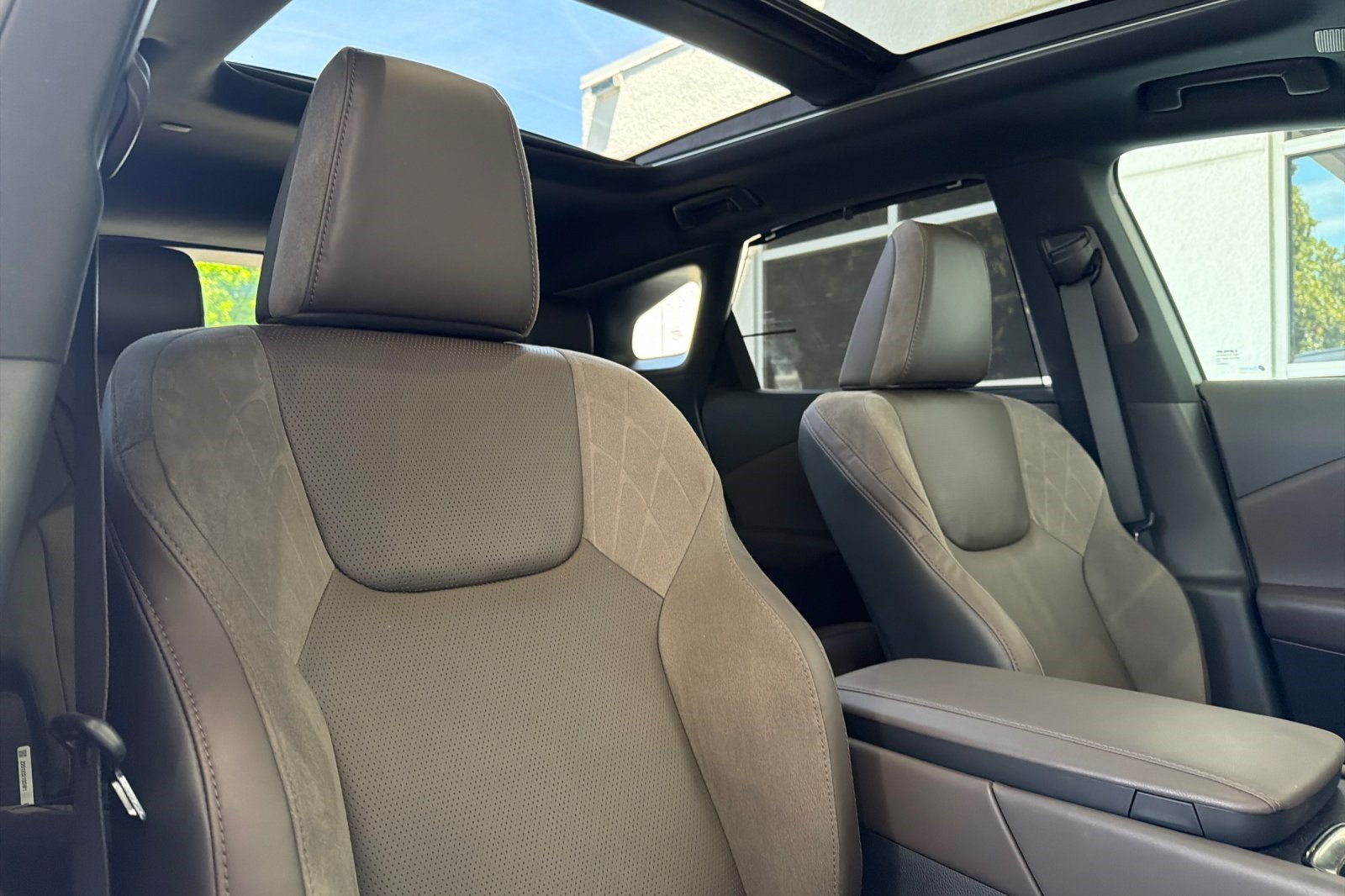 Certified 2023 Lexus RX 350 AWD w/ Accessory Package (Z1) image 20