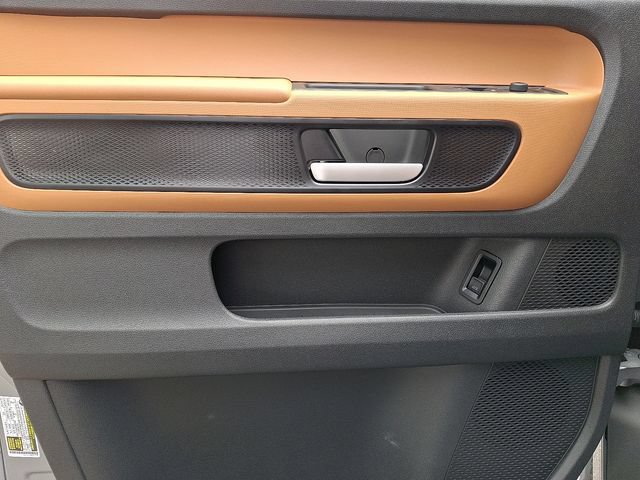 New 2025 Volkswagen ID. Buzz Pro S RWD image 8