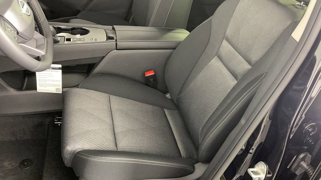 New 2025 Nissan Rogue SV image 12