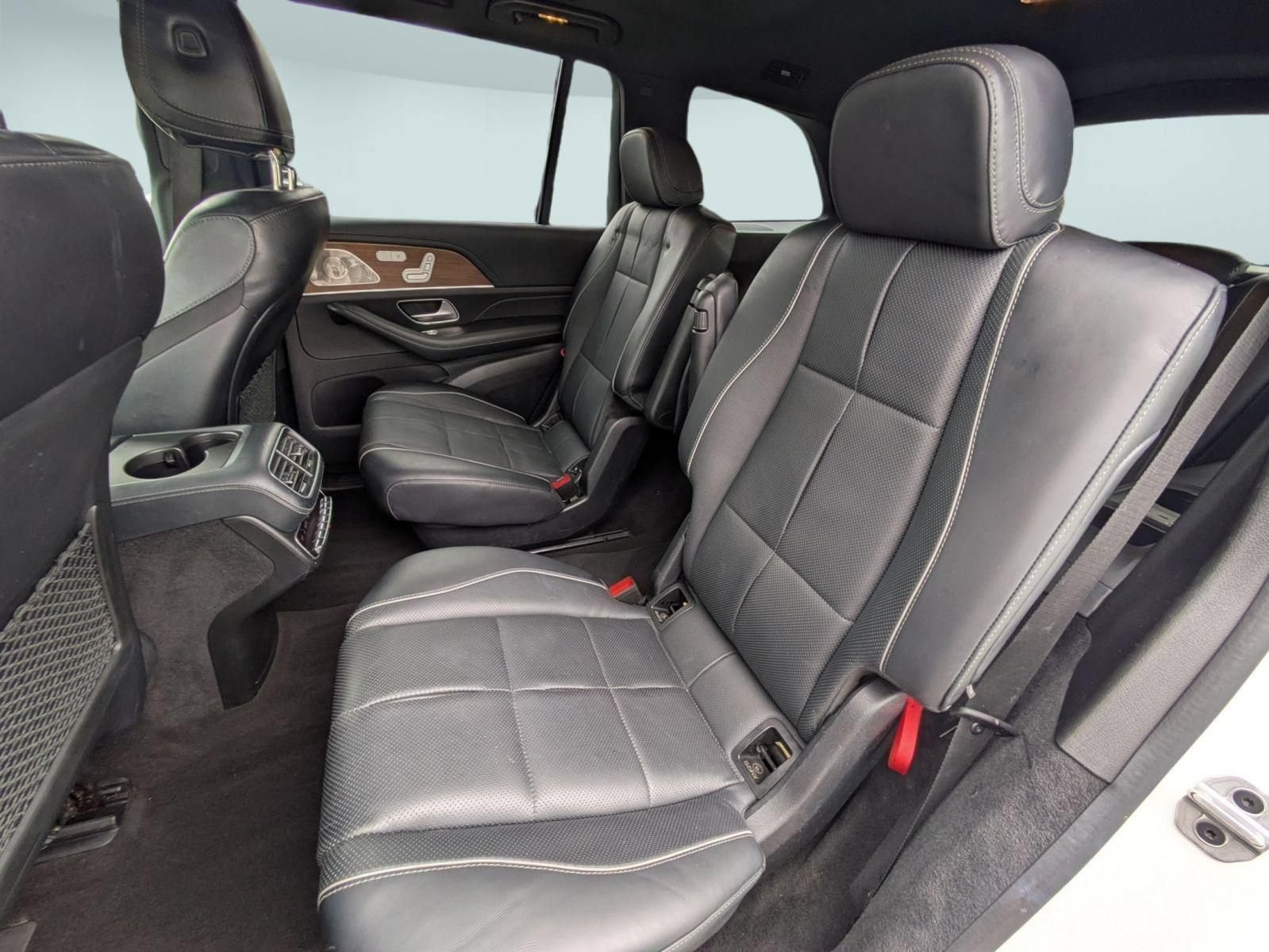 Used 2022 Mercedes-Benz GLS 450 4MATIC image 25