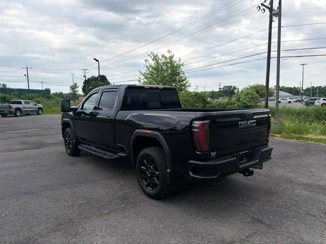 Certified 2026 GMC Sierra 3500 AT4 AWD/4WD image 3