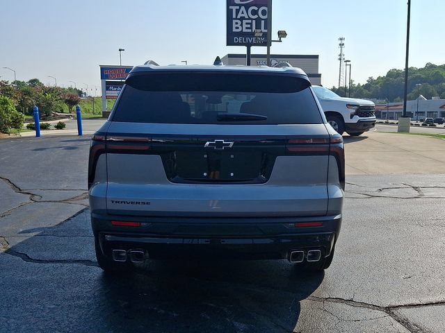 New 2026 Chevrolet Traverse LT w/ Midnight/Sport Edition FWD image 5