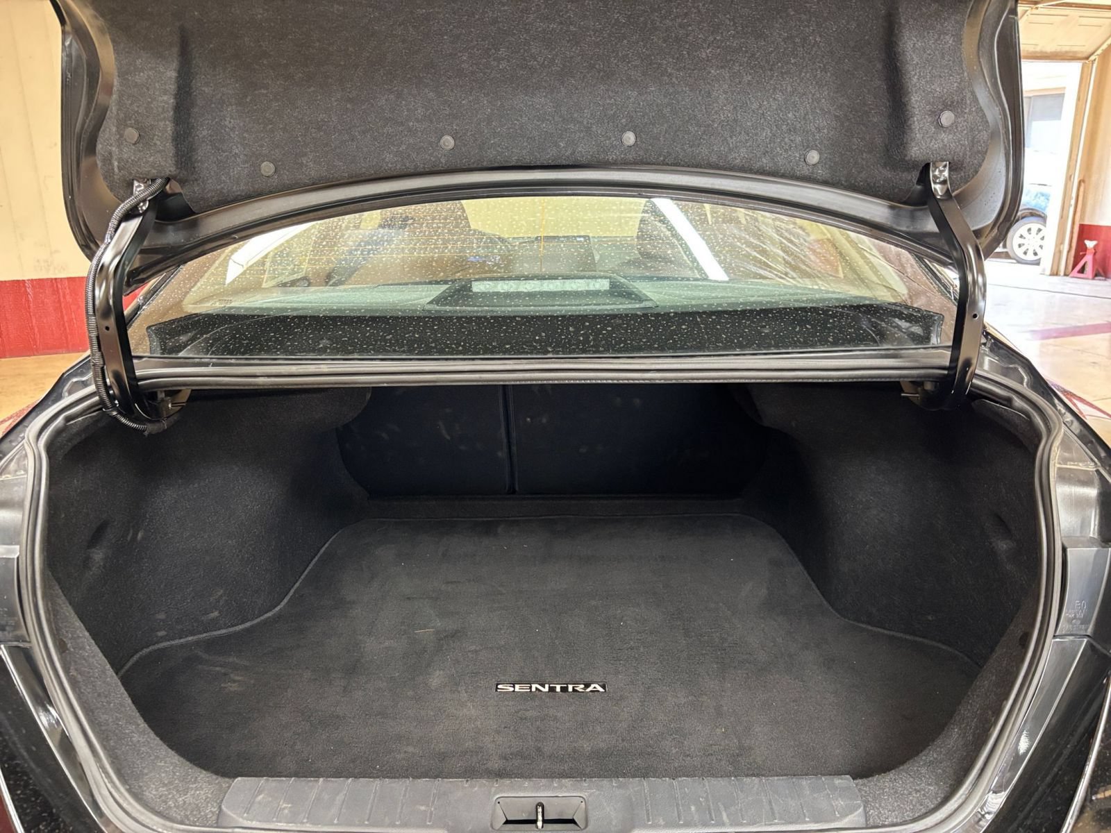 Used 2025 Nissan Sentra SV FWD image 24