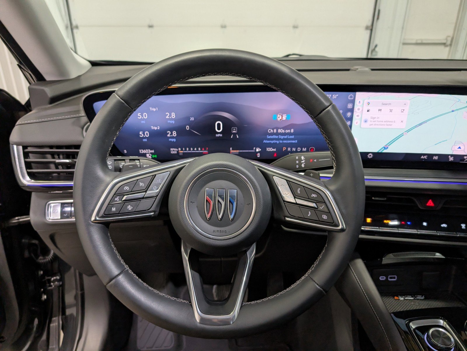 Used 2025 Buick Envision Preferred image 17