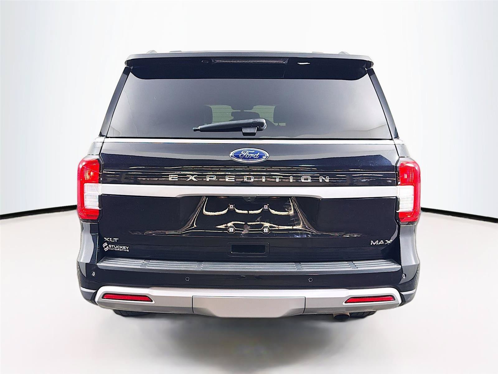 Used 2024 Ford Expedition Max XLT AWD/4WD image 10
