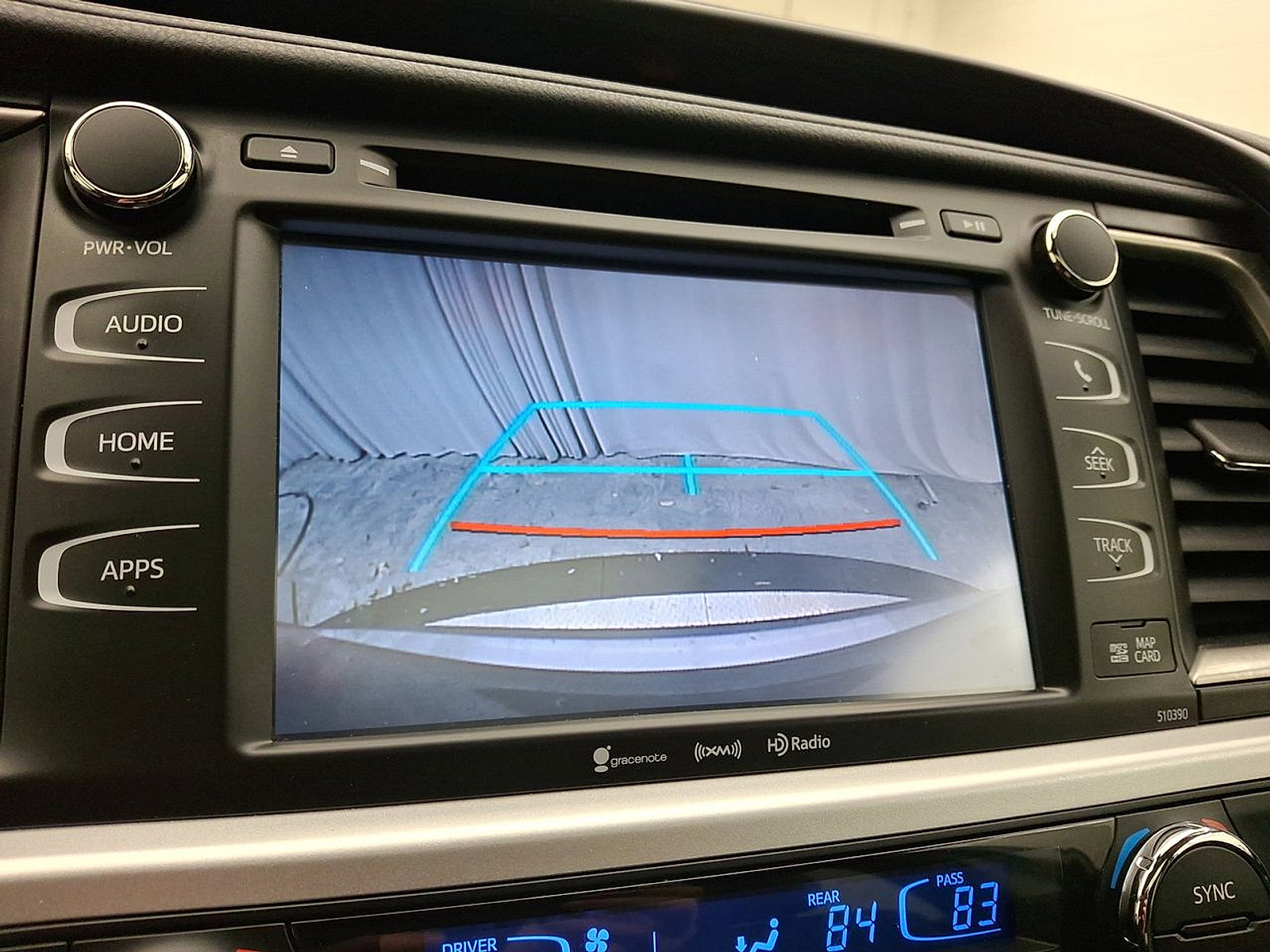 Certified 2019 Toyota Highlander SE image 15