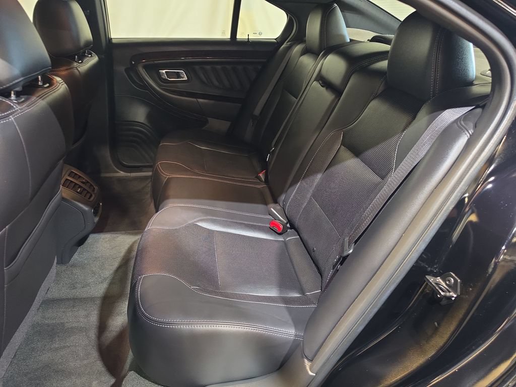Used 2018 Ford Taurus Limited w/ Driver Assist Package FWD image 24
