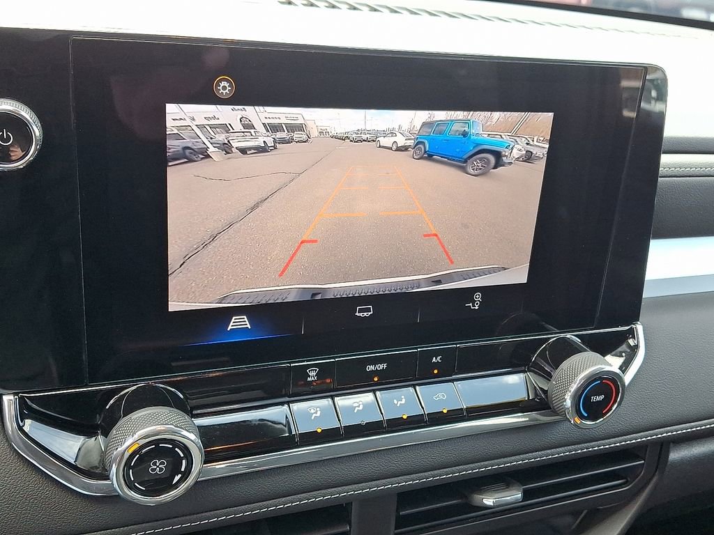 Used 2024 Chevrolet Colorado LT image 19