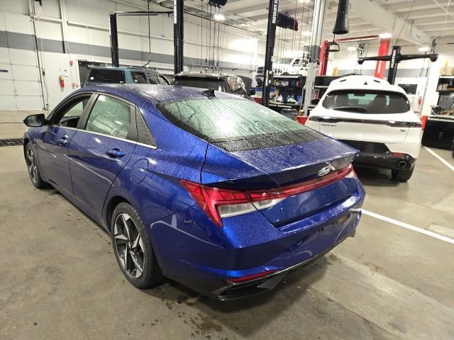Used 2021 Hyundai Elantra SEL w/ Convenience + Premium Package image 7
