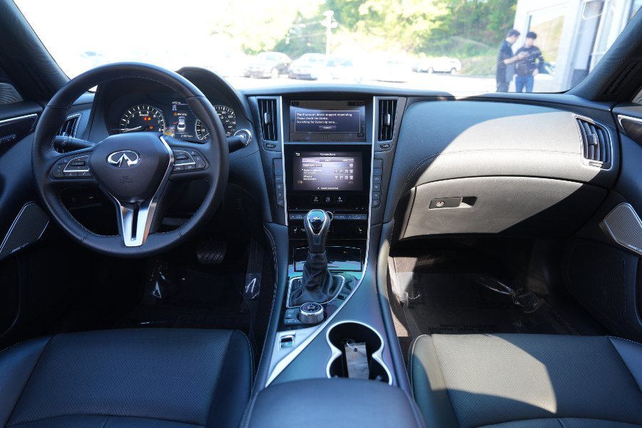 Used 2023 INFINITI Q50 Sensory RWD image 3