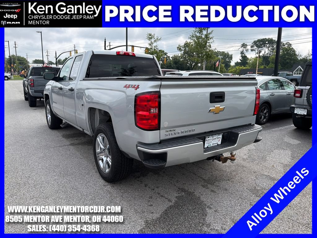 Used 2018 Chevrolet Silverado 1500 Custom w/ Custom Value Package AWD/4WD image 6