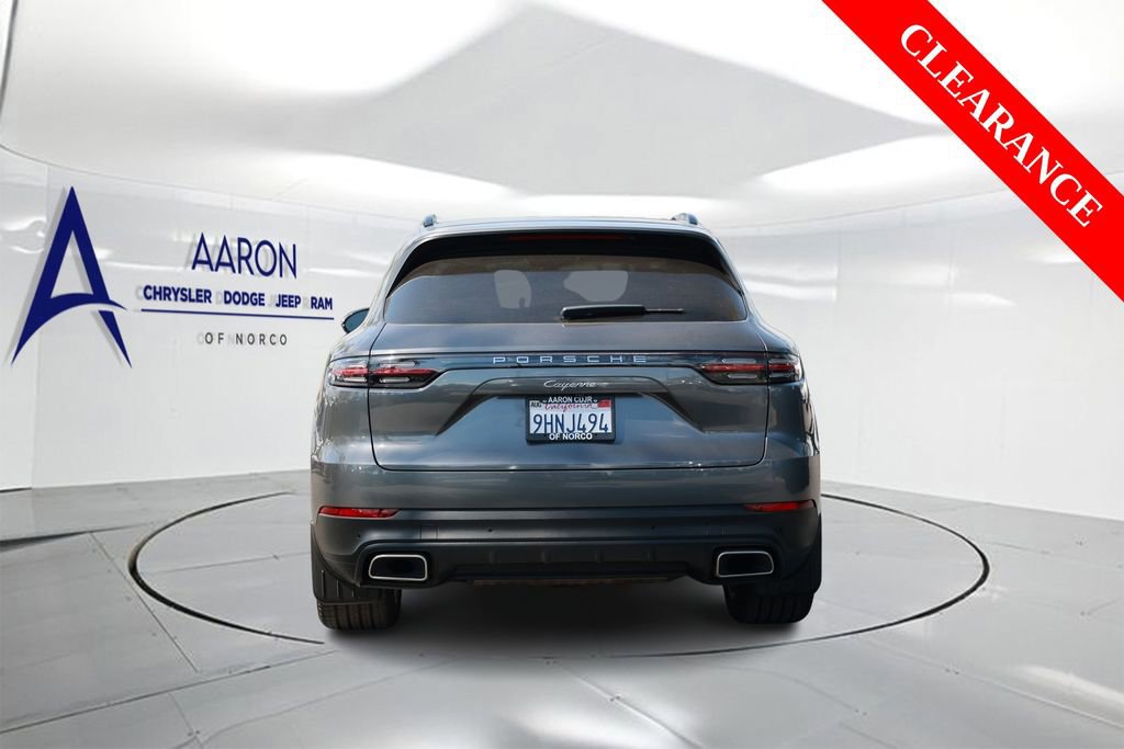 Used 2023 Porsche Cayenne Platinum Edition AWD/4WD image 3
