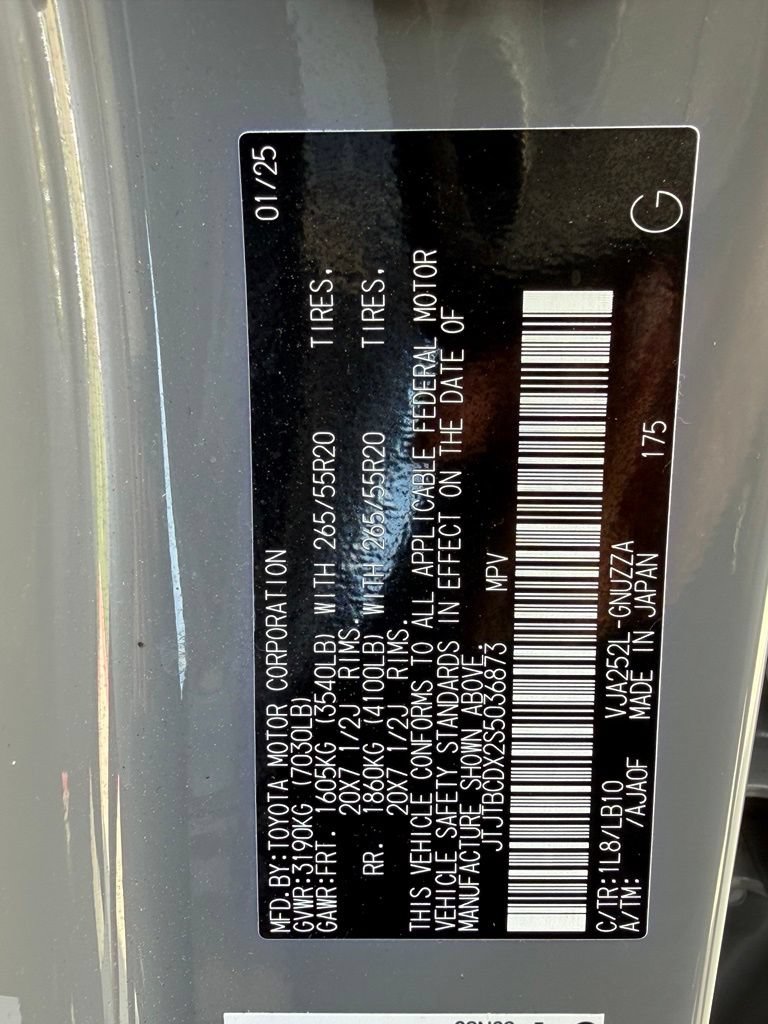 Used 2025 Lexus GX 550 w/ Cold Area Package AWD/4WD image 43