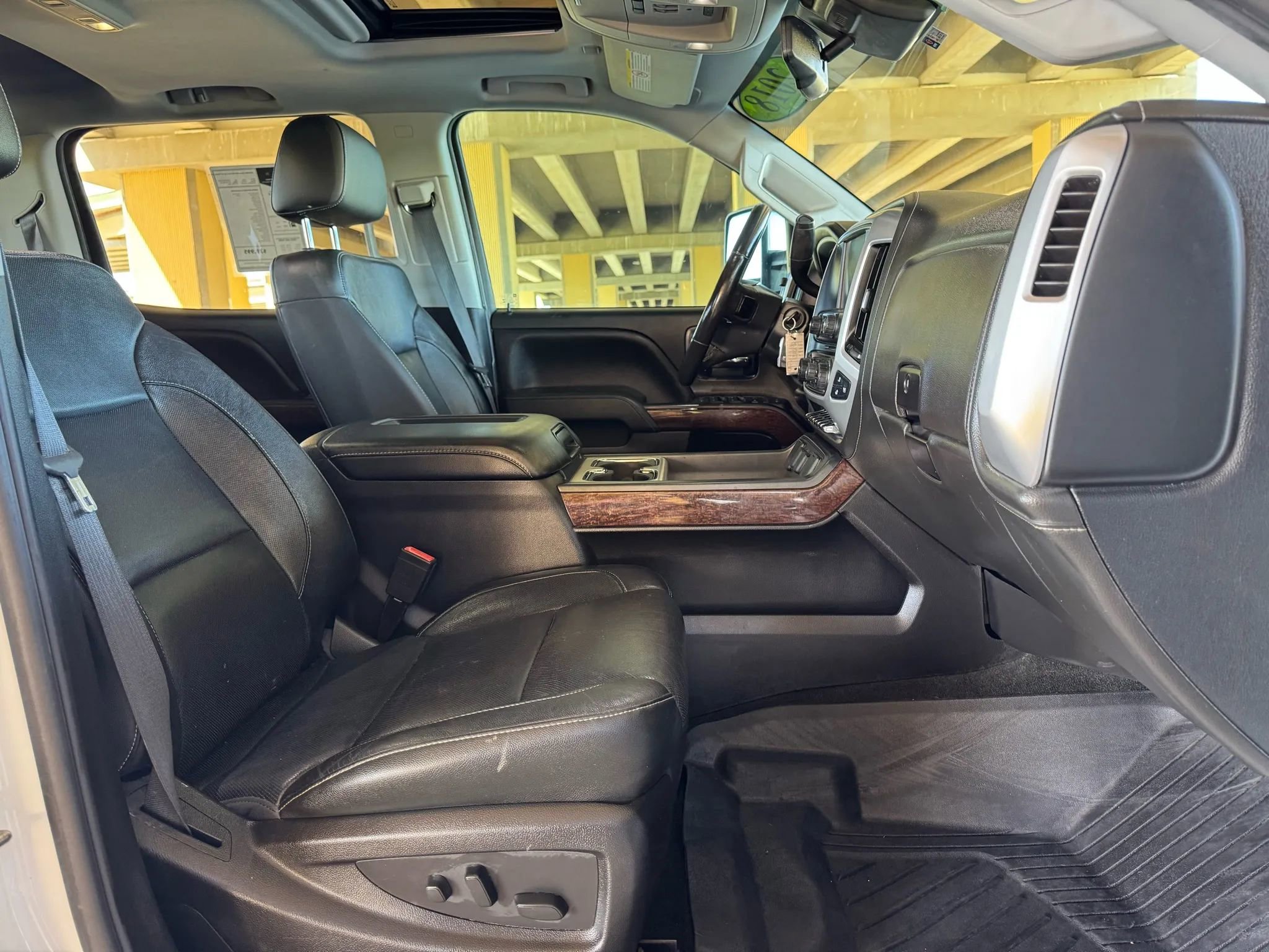 Used 2018 GMC Sierra 3500 SLT w/ Duramax Plus Package image 28