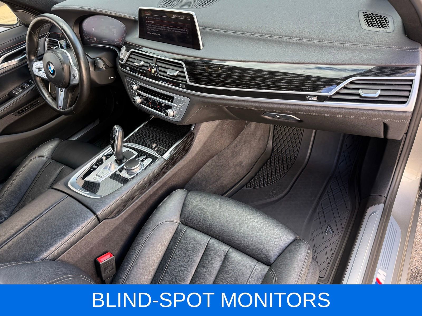 Used 2022 BMW 740i xDrive w/ M Sport Package image 23