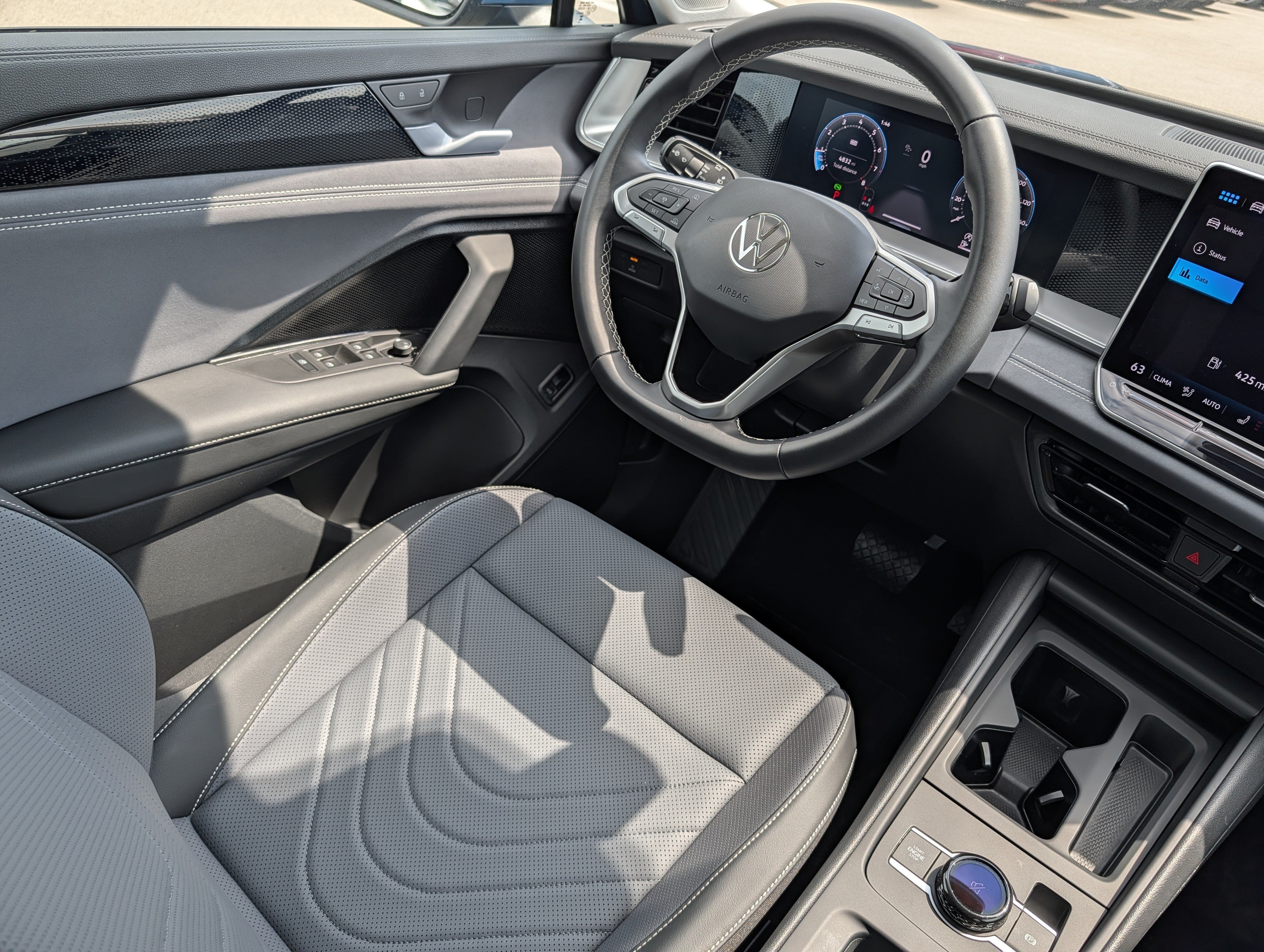 Certified 2026 Volkswagen Tiguan SE AWD/4WD image 12