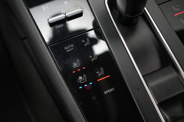 Used 2023 Porsche Macan image 59