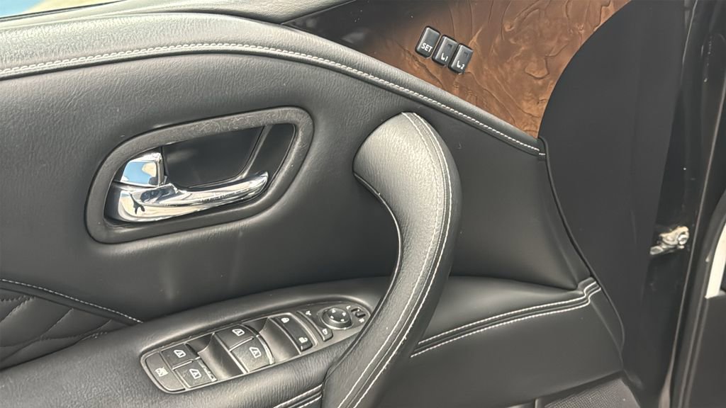 Used 2019 INFINITI QX80 Limited AWD/4WD image 21