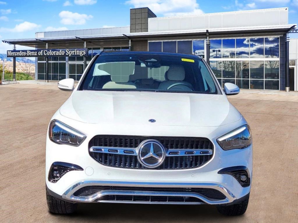 Used 2025 Mercedes-Benz GLA 250 4MATIC image 2