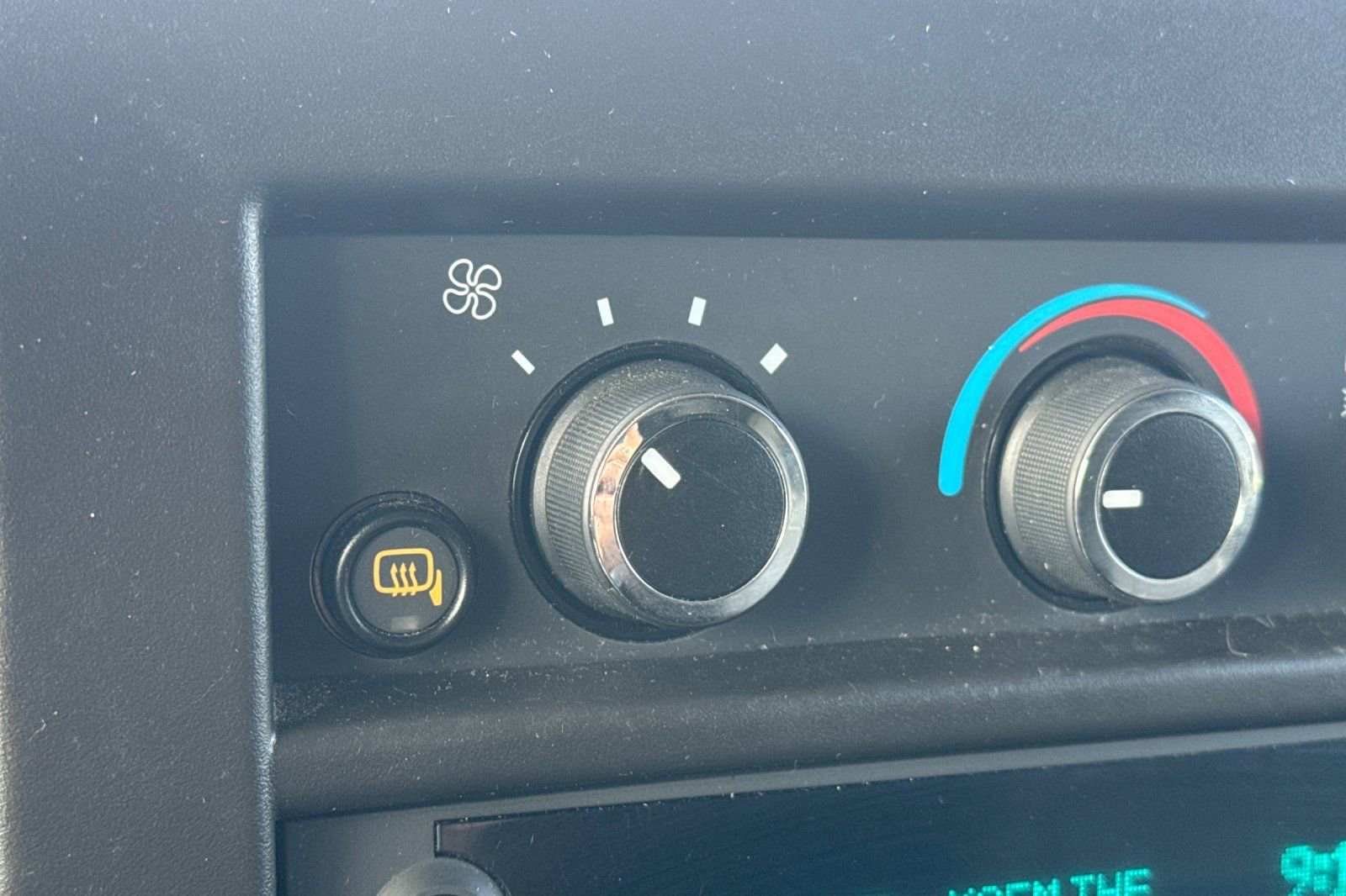 Used 2023 Chevrolet Express 2500 Extended w/ Driver Convenience Package image 28