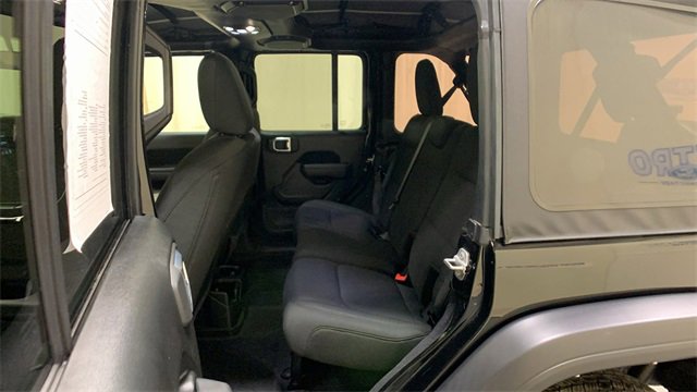Used 2022 Jeep Wrangler Unlimited Sport image 21