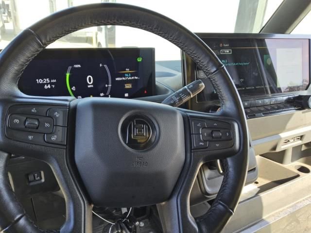 Used 2023 Chevrolet Brightdrop 600 w/ Active Safety Package 2 image 3