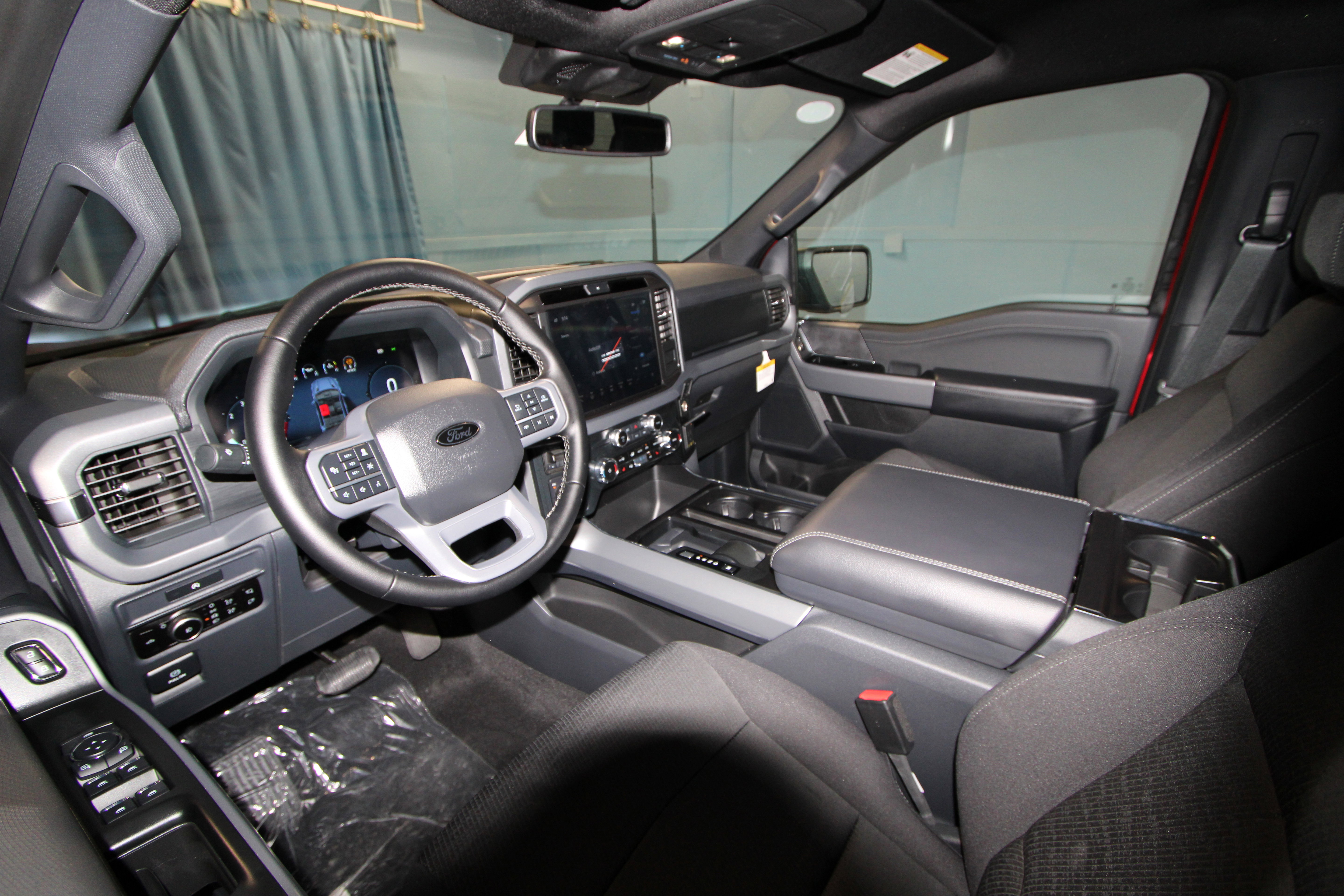 New 2025 Ford F150 XLT w/ Equipment Group 302A MID image 2