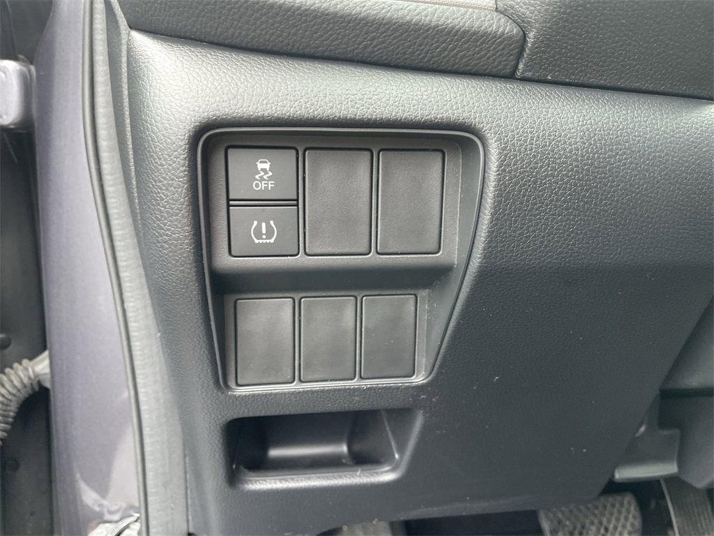 Used 2019 Honda CR-V LX image 18