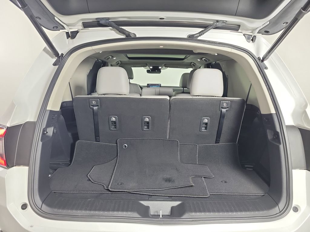 Used 2024 Honda Pilot Touring image 29