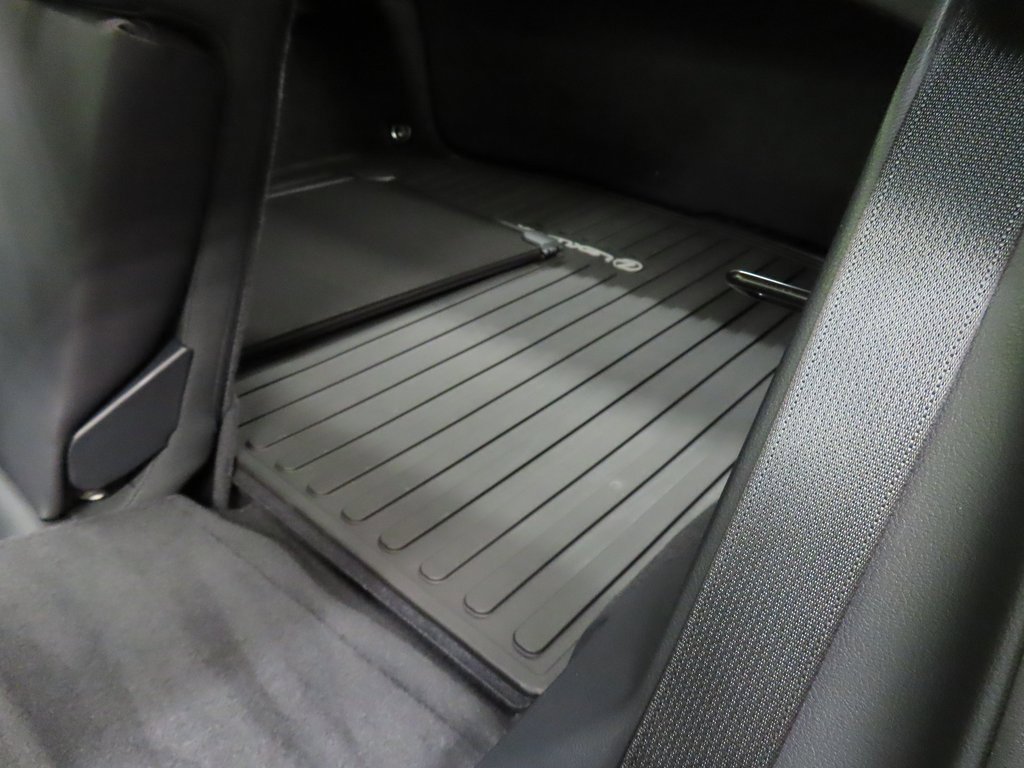 Used 2025 Lexus NX 300h AWD w/ Luxury Package image 12