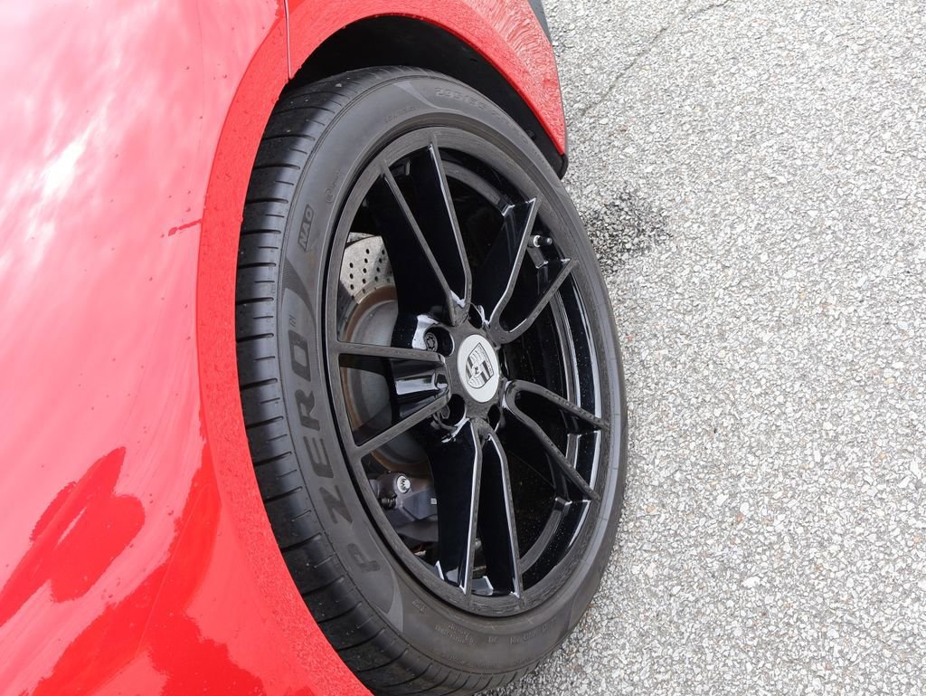 Certified 2025 Porsche 911 Carrera RWD image 32