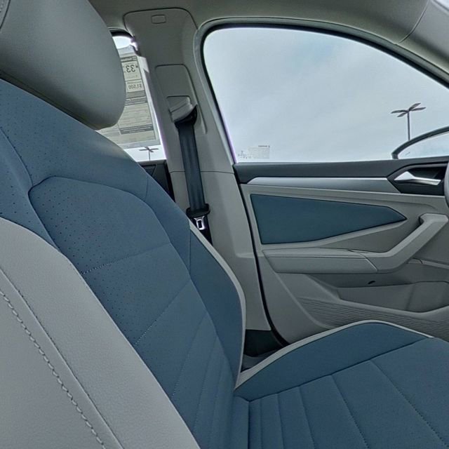 New 2026 Volkswagen Jetta SE image 28