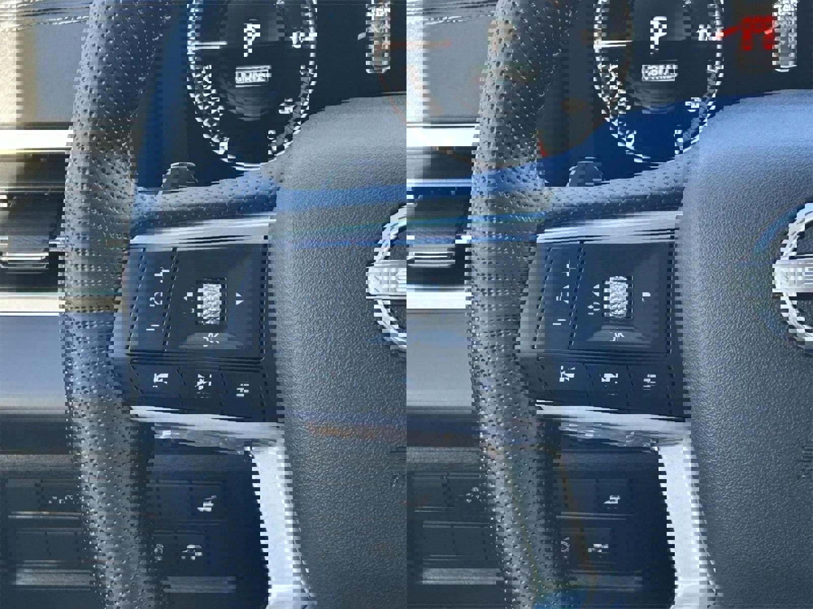 New 2026 Nissan Rogue SL image 23