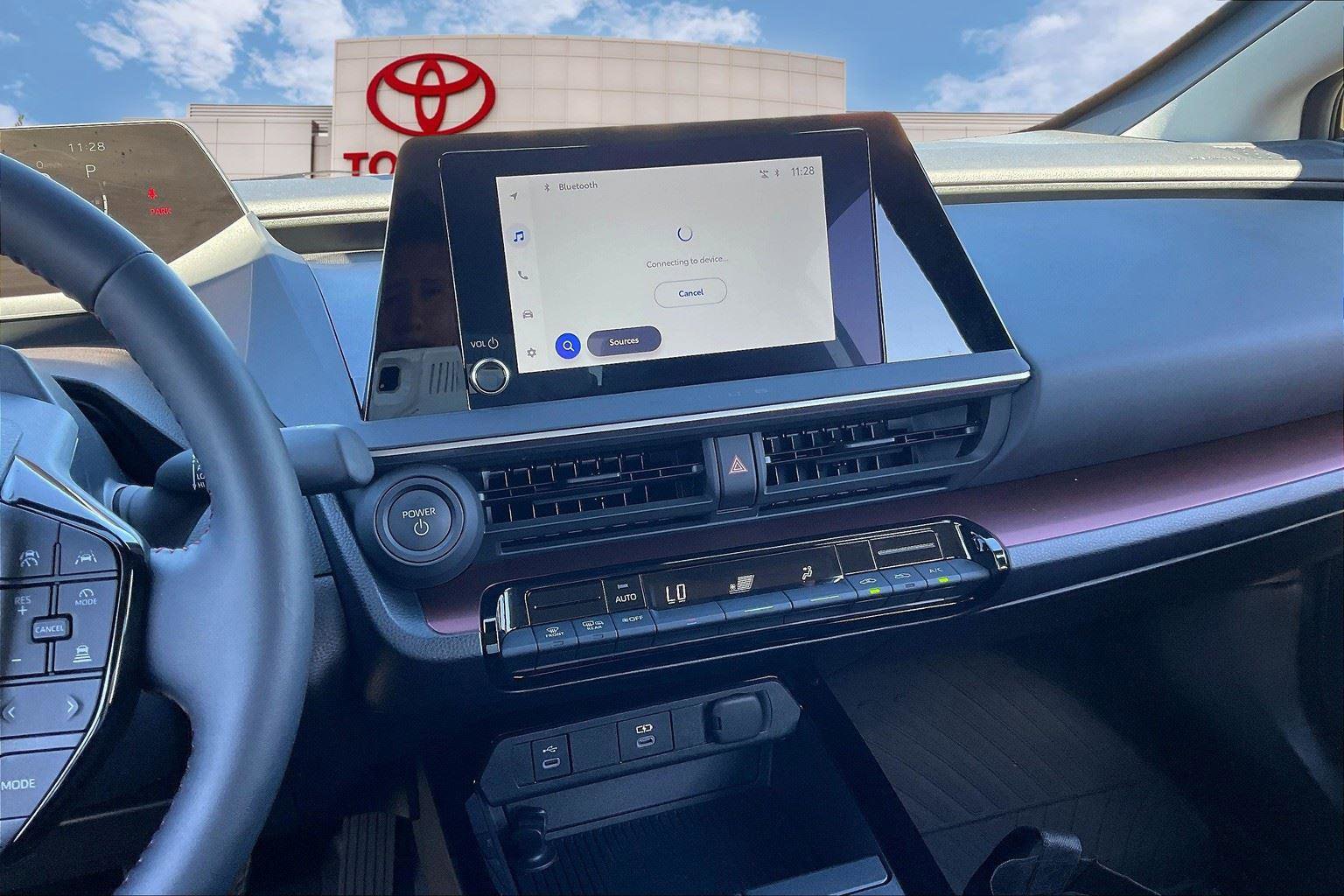 Certified 2025 Toyota Prius Plug-In Hybrid image 6