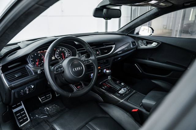 Used 2014 Audi RS 7 Prestige image 2