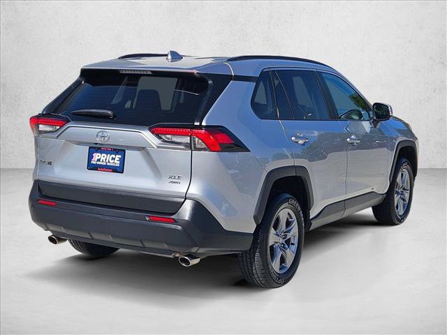 Used 2024 Toyota RAV4 XLE AWD/4WD image 5