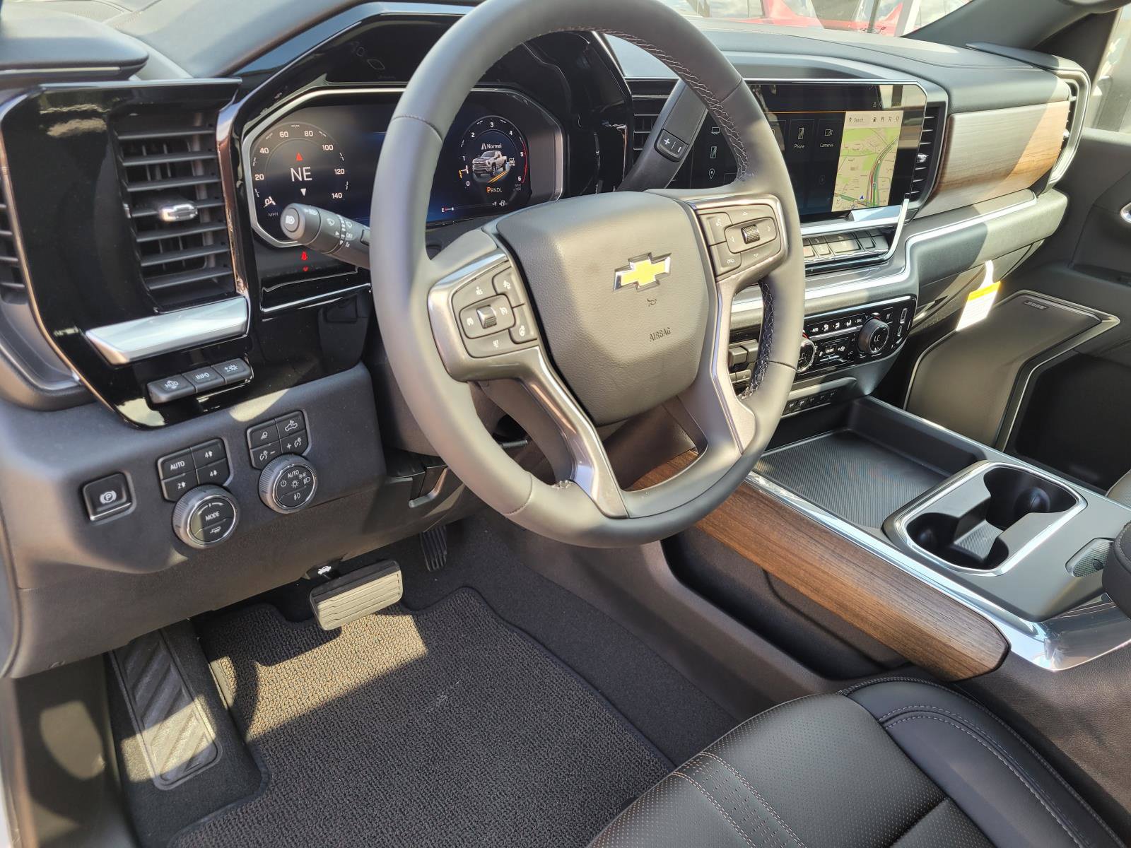 New 2026 Chevrolet Silverado 3500 High Country w/ High Country Premium Package AWD/4WD image 17