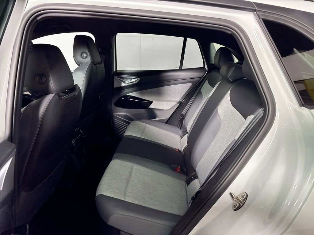 Certified 2023 Volkswagen ID.4 Pro image 20