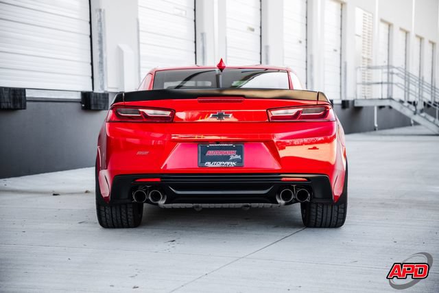 Used 2017 Chevrolet Camaro SS RWD image 18