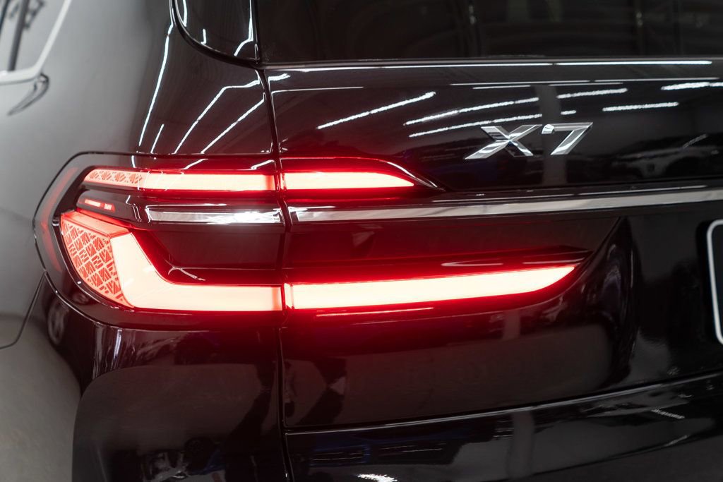 Used 2026 BMW X7 xDrive40i image 49